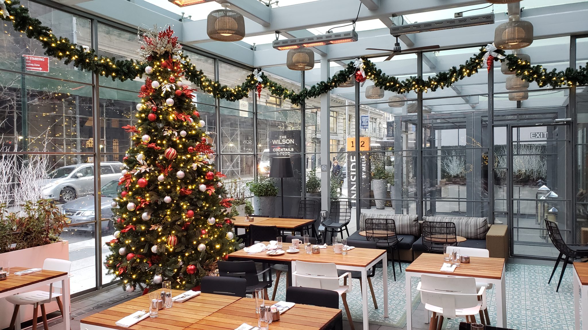 Connect with Neave Decor for Restaurant Holiday Decor Services in NYC Today!